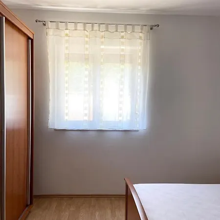 Apartman Pijaza Banjol