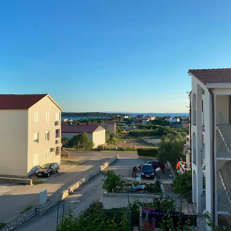 Pijaza Apartman
