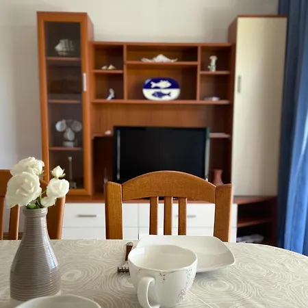 Pijaza Apartman *